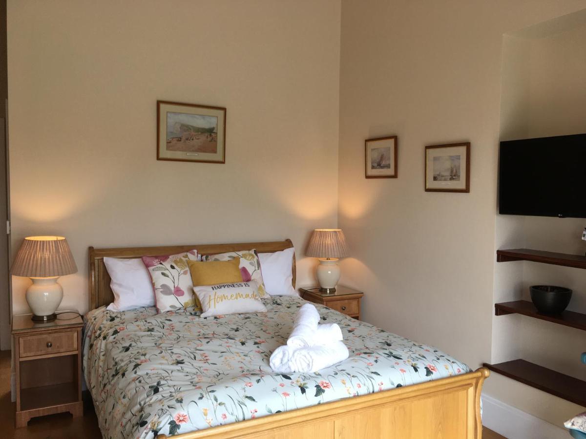 Neuadd Villa Llanwnen エクステリア 写真
